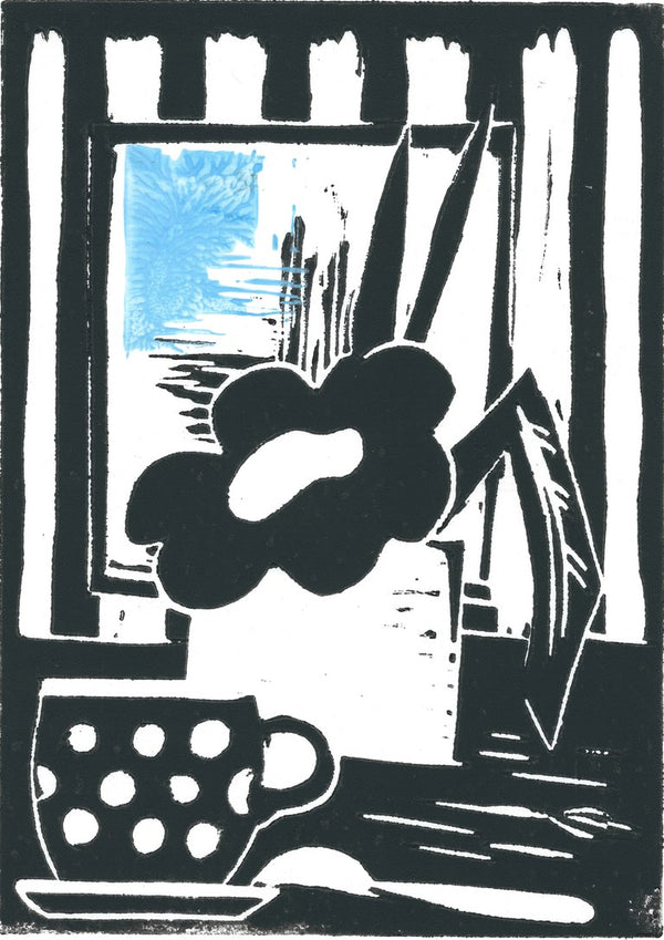 Was der Löffel nicht sah · What the Spoon Did Not See by ELIZA Leopold - black and white print of a polka-dot cup and spoon before a mirror