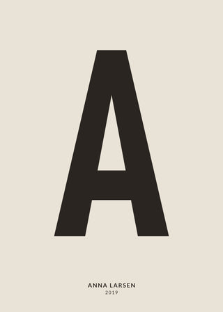 My Letter personalised poster in sand – a large letter A with the name Anna Larsen and the year 2019